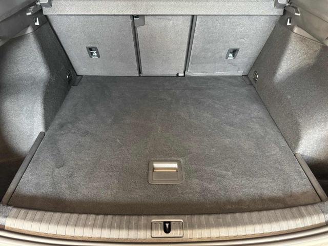 AUDI Q3 40 TDI quattro S tronic Business
