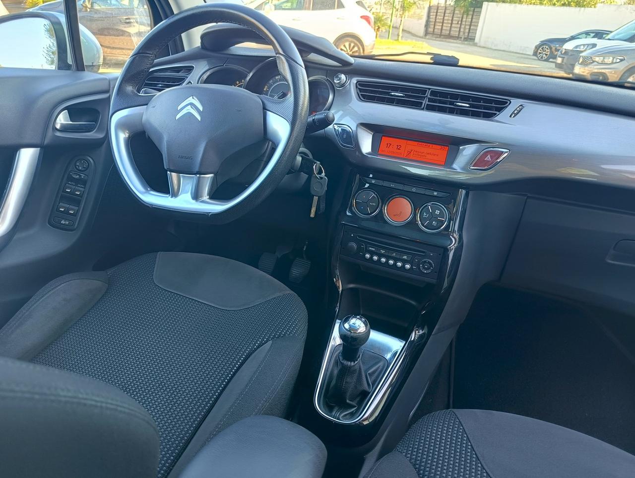 Citroen C3 1.2 VTi 82 Exclusive - 2013