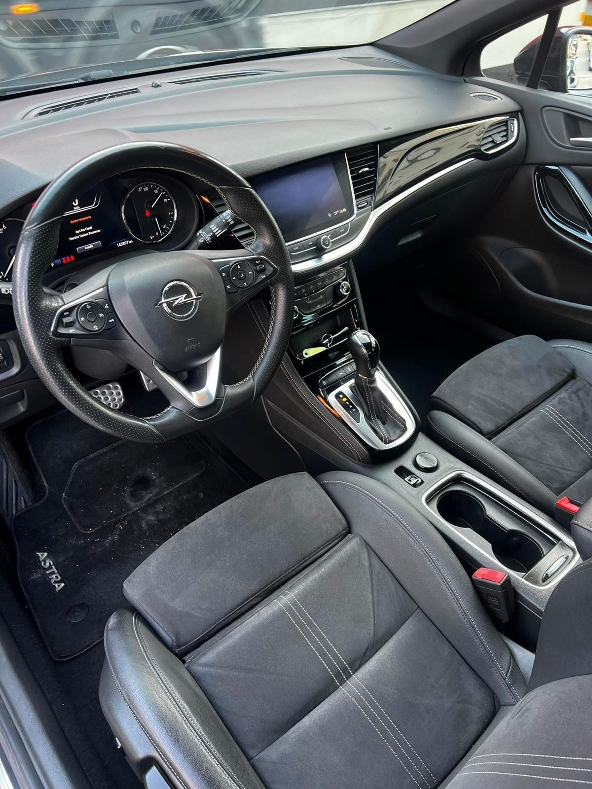 Opel Astra 1.5 Sports Tourer Ultimate