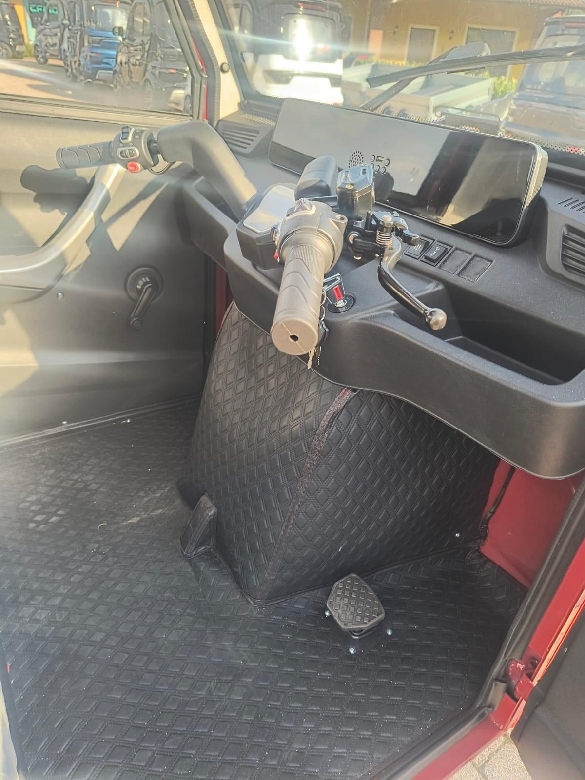 MOTOCARRO ELETTRICO CABINATO CASSONE RIBALTABILE