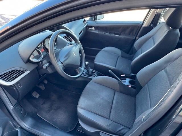 Peugeot 207 1.4 HDi 70CV 5p. Energie Sport