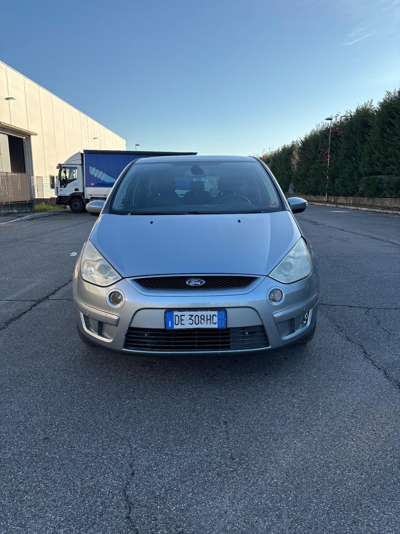 Ford S-Max 2.0 145CV Titanium