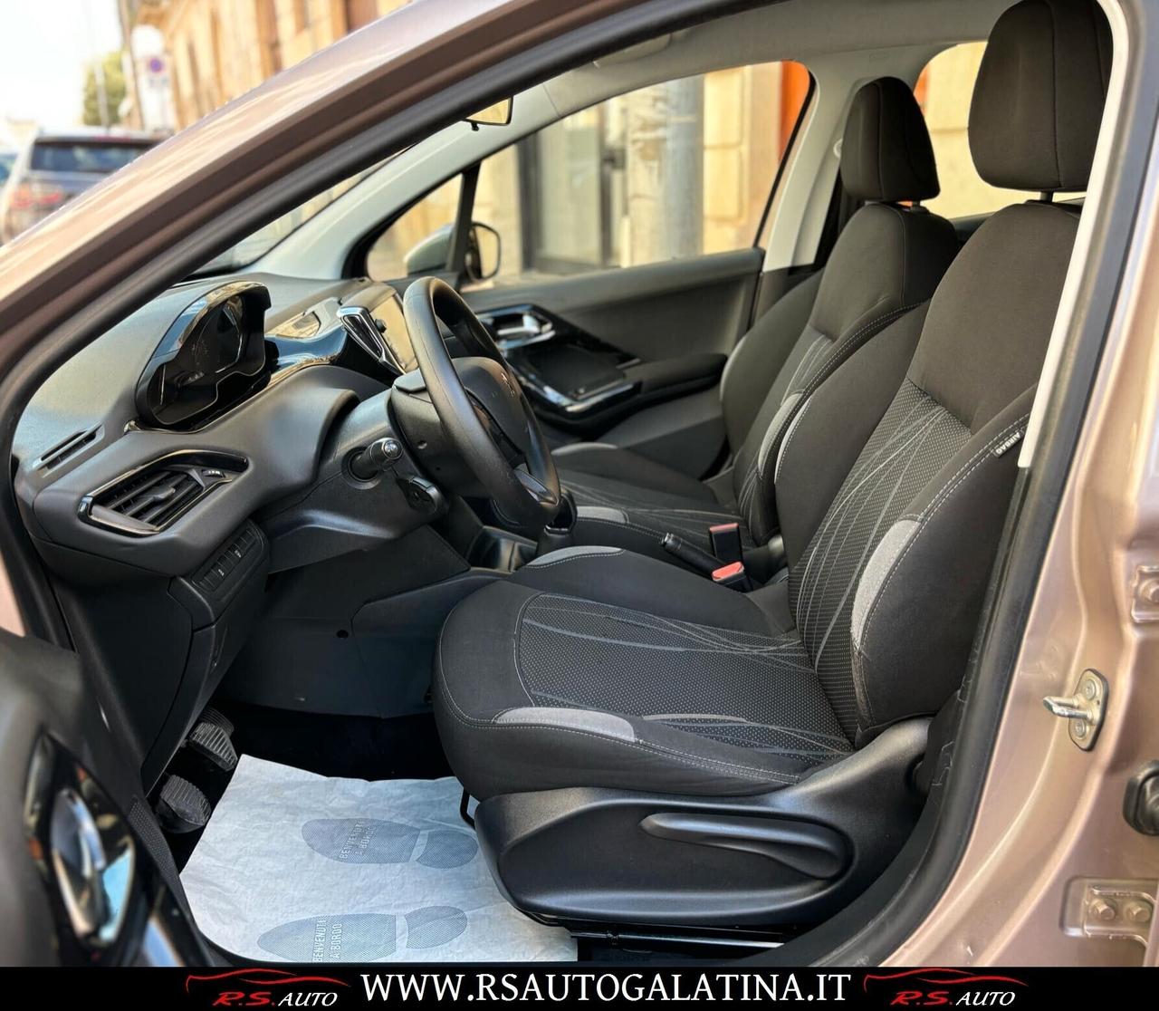 Peugeot 208 1.2 5 porte