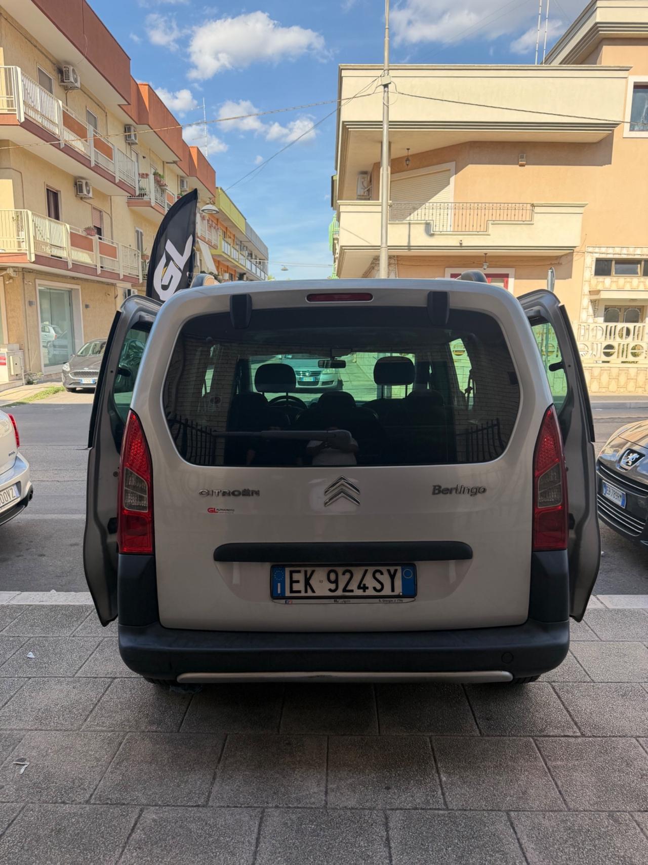 Citroen Berlingo 1.6 e-HDi 110FAP airdream CMP6 XTR Theatre