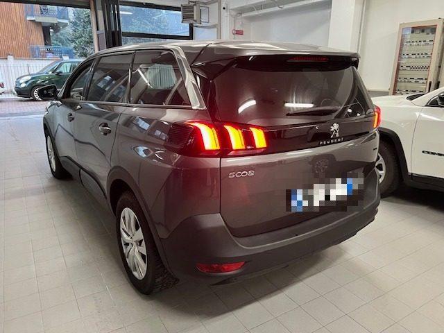 PEUGEOT 5008 BlueHDi 130 S&S EAT8 Business