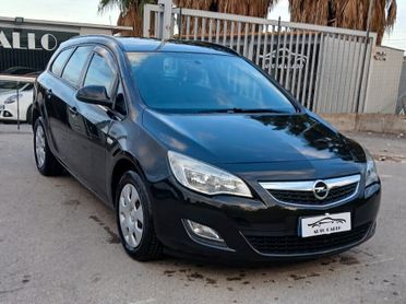 Opel Astra 1.7 CDTI 110CV Sports Tourer Cosmo AUTO GALLO Francofonte