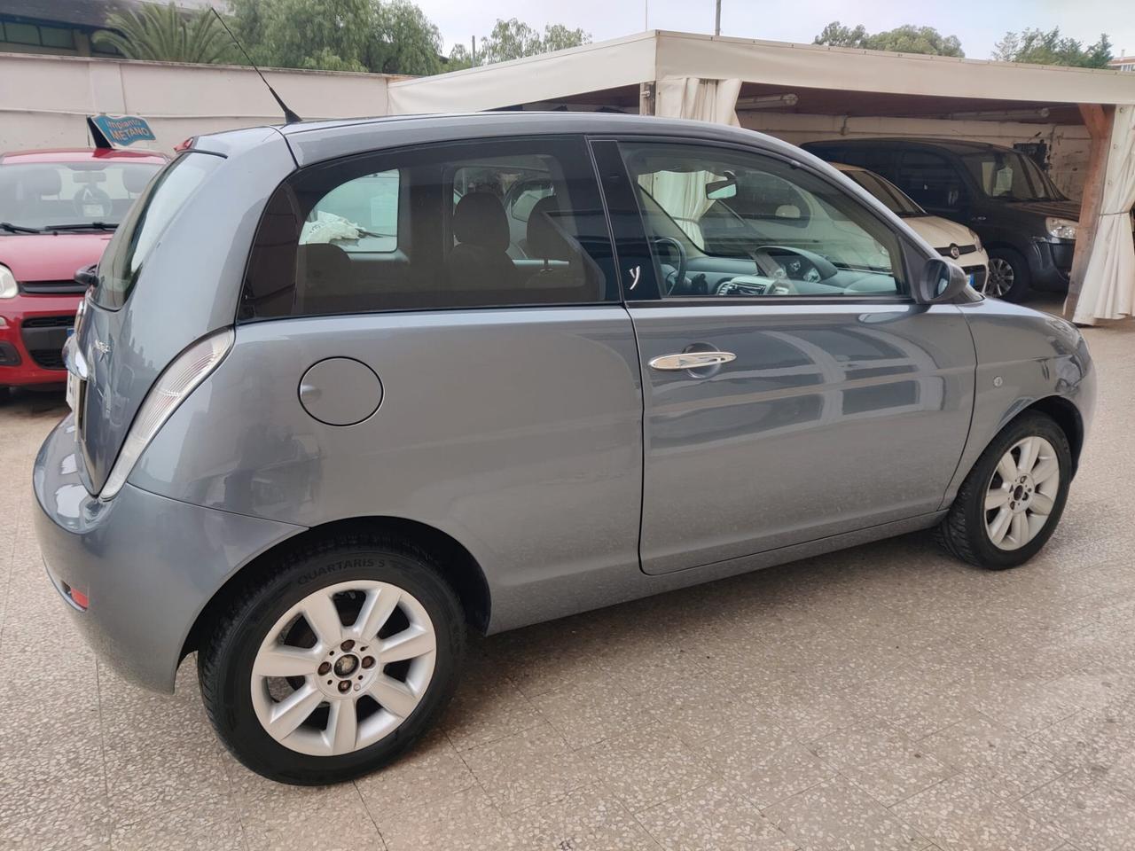 Lancia Ypsilon 1.3 MJT