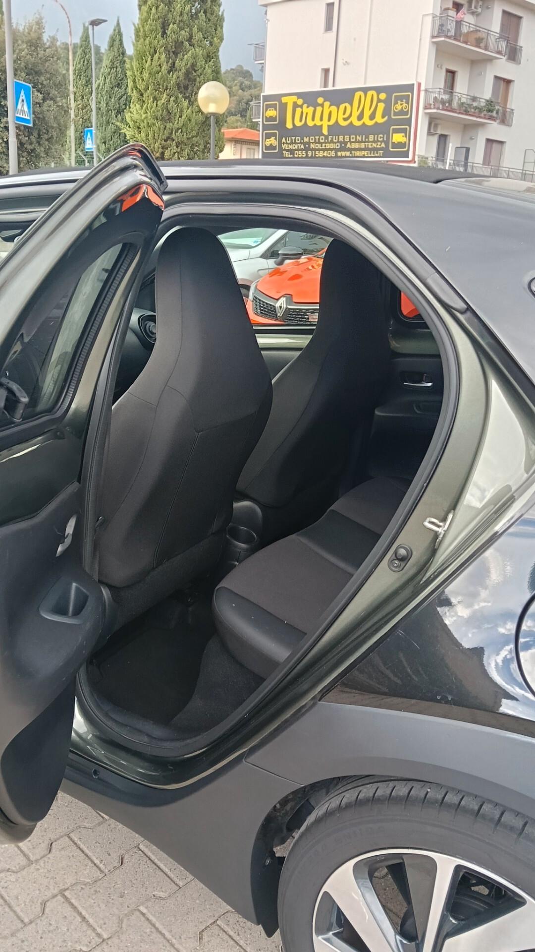 Toyota Aygo X 1.0 VVT-i 72 CV 5 porte Lounge Air S-CVT