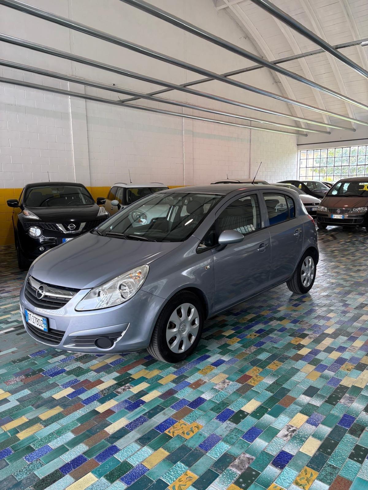 Opel Corsa 1.2 5 porte Enjoy