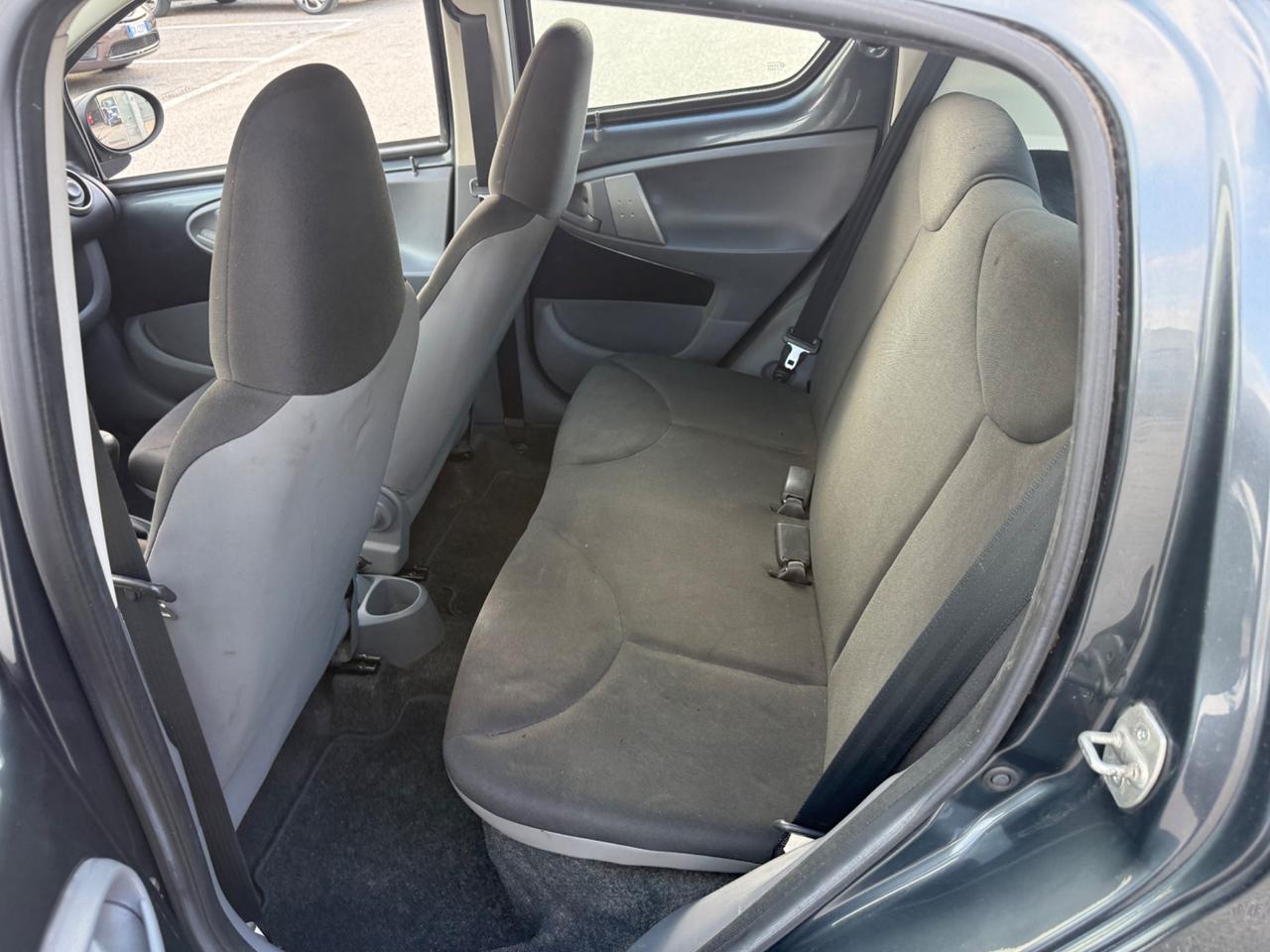 Toyota Aygo 1.0 12V VVT-i 5 porte Now Connect