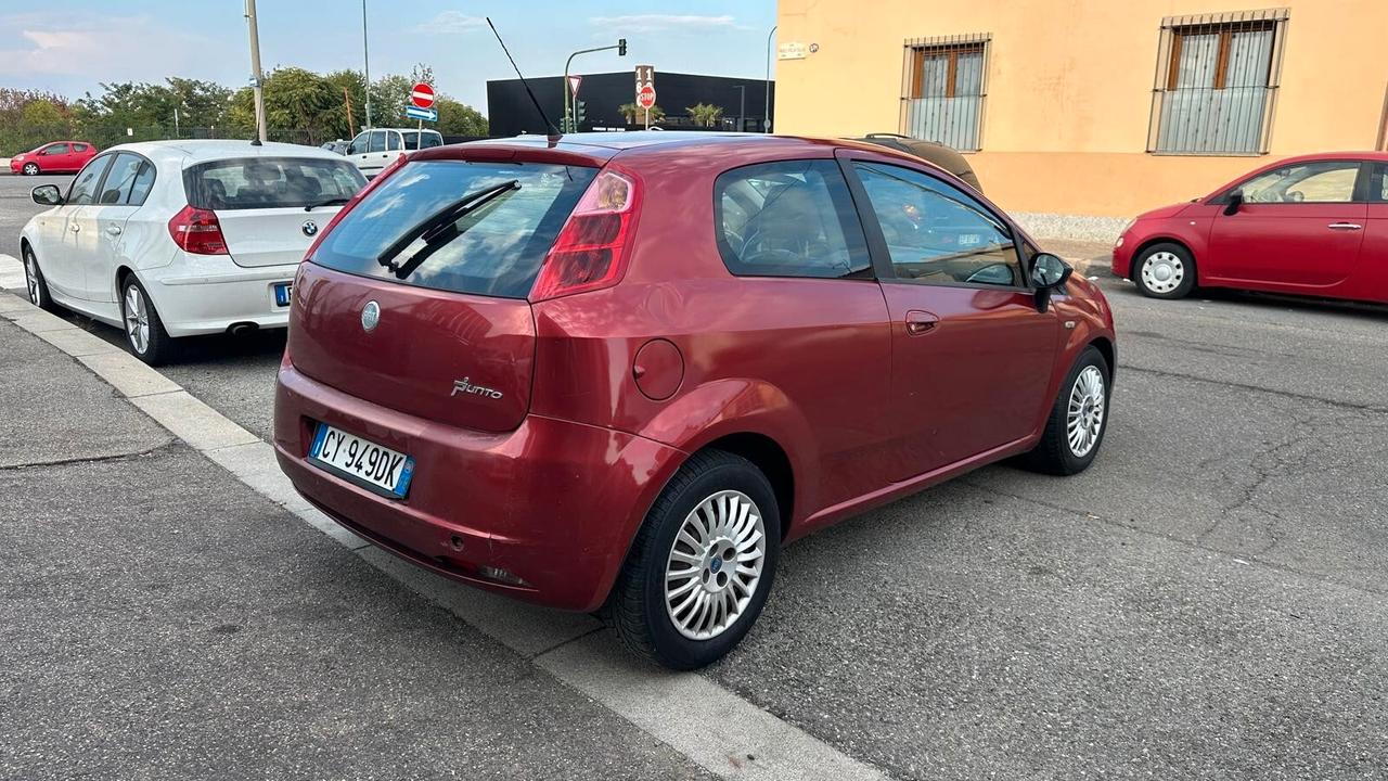 Fiat Grande Punto 1.4 3 porte Dynamic