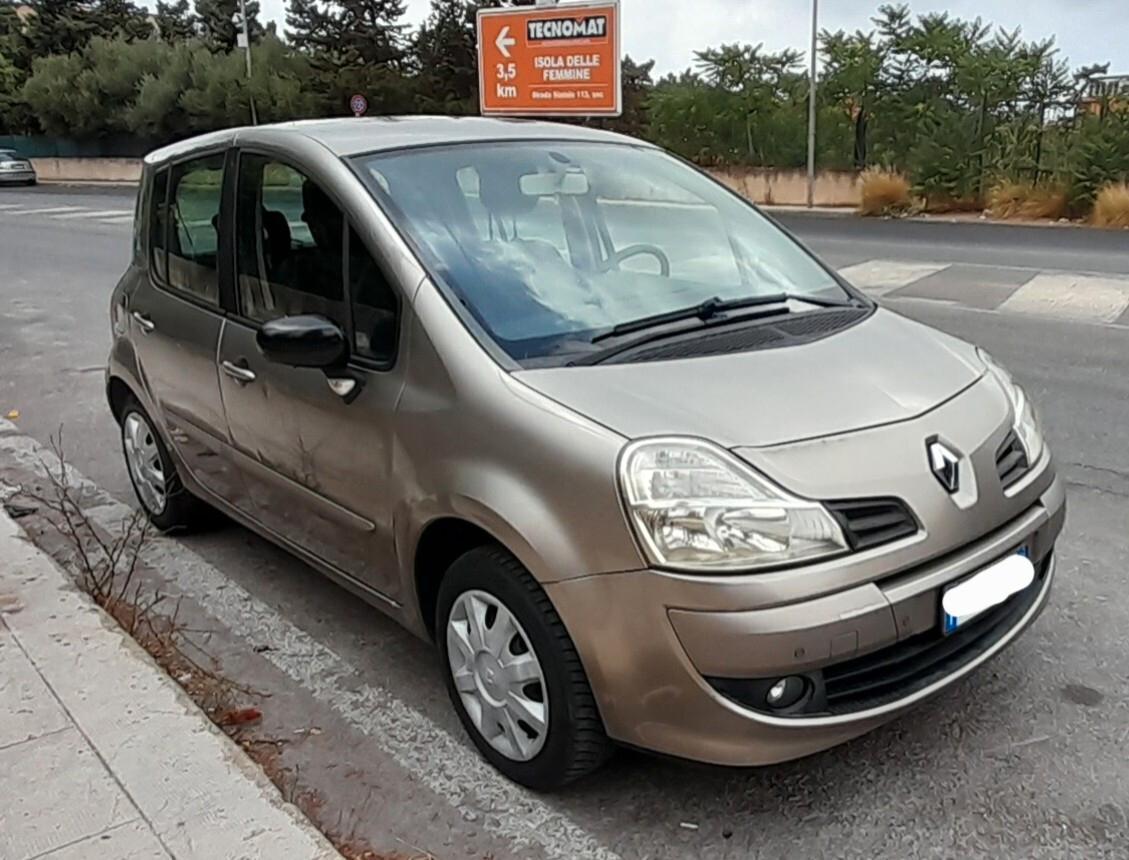 Renault Modus Grand 1.2 16V Dynamique