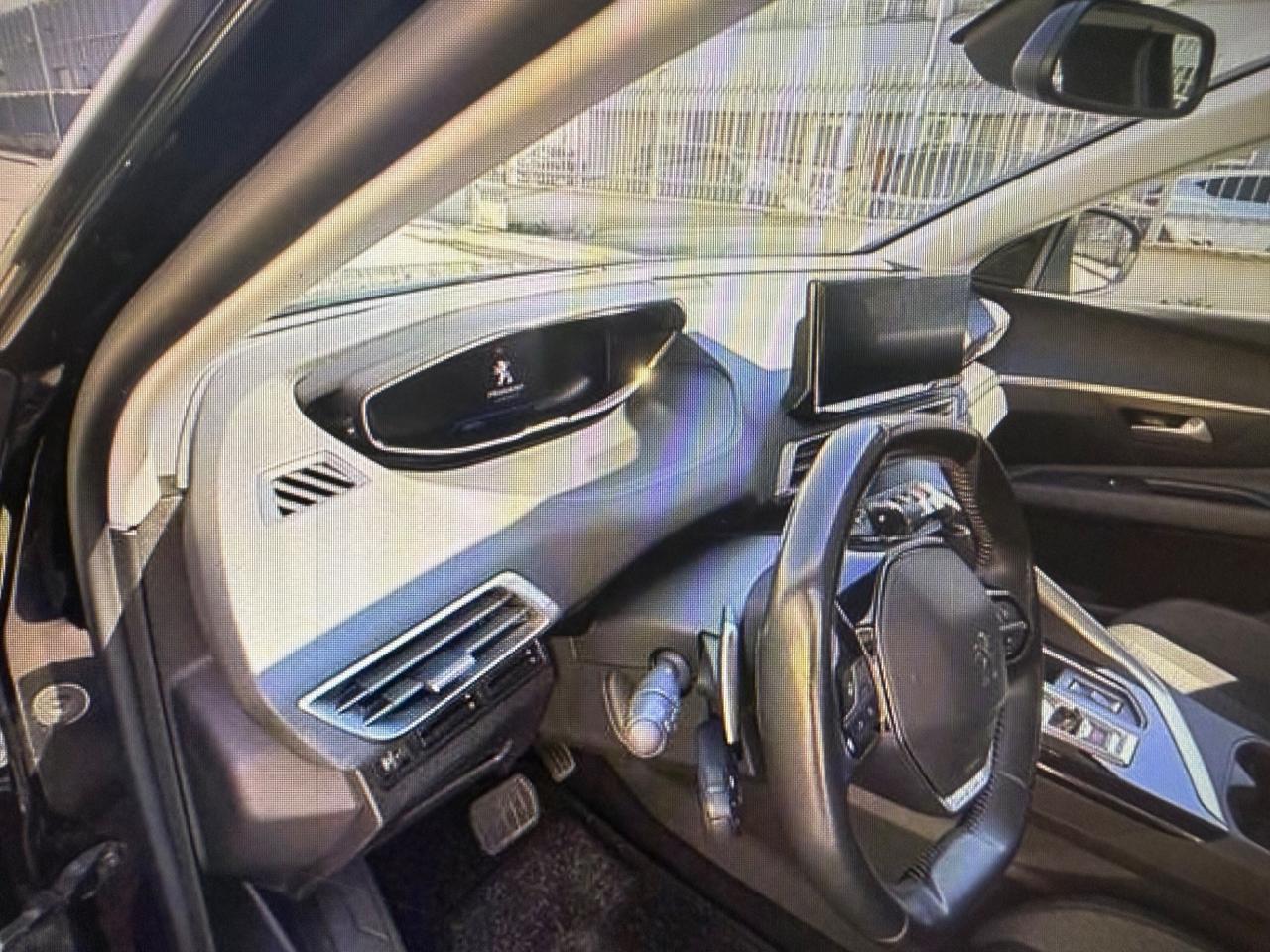 Peugeot 3008 BlueHDi 130 S&S Active Business