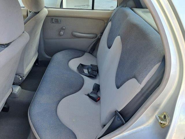 Nissan Micra 1.0 16V 5 P.