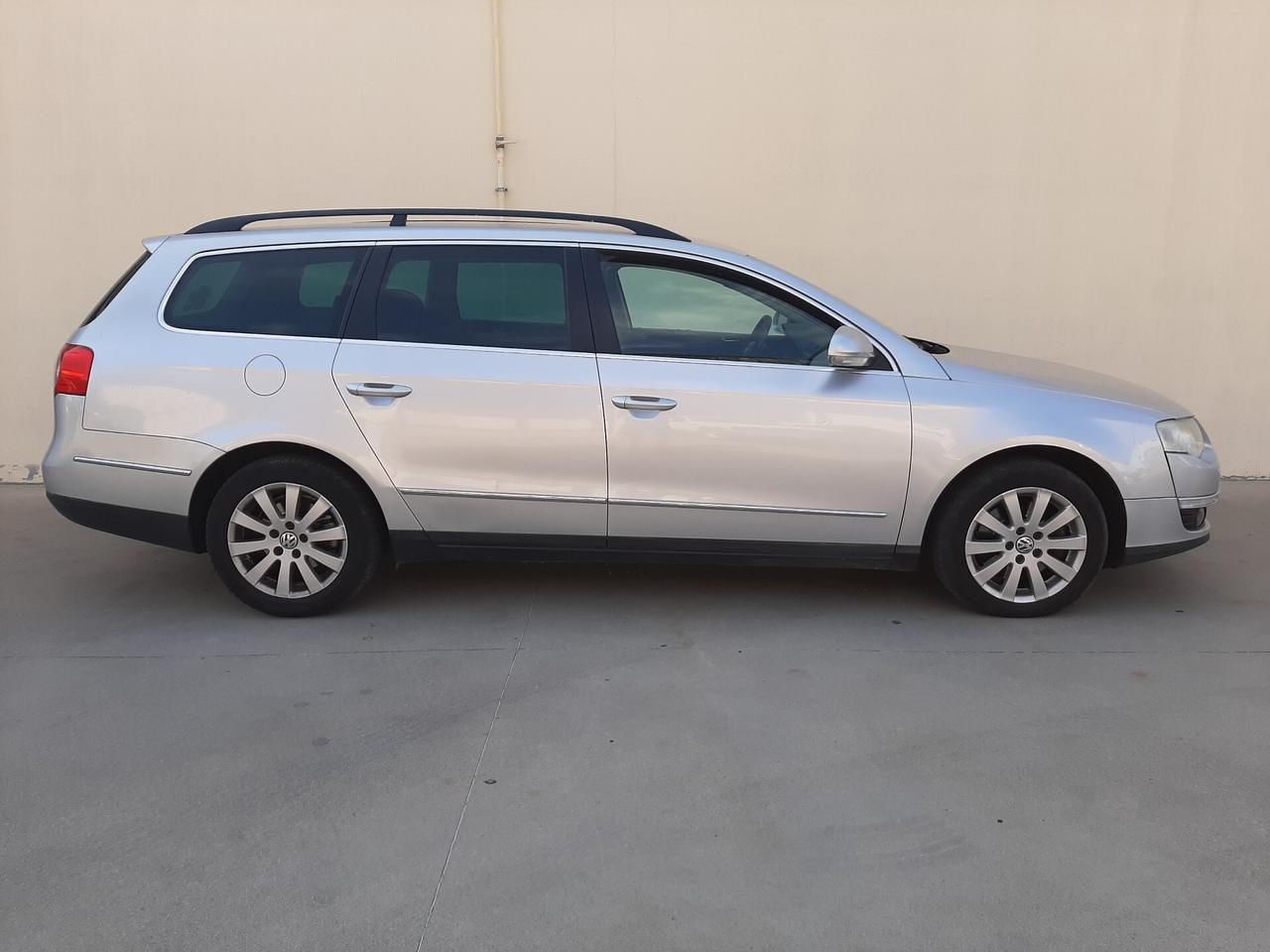 Volkswagen Passat 2.0 16V TDI 140cv Var. Highline