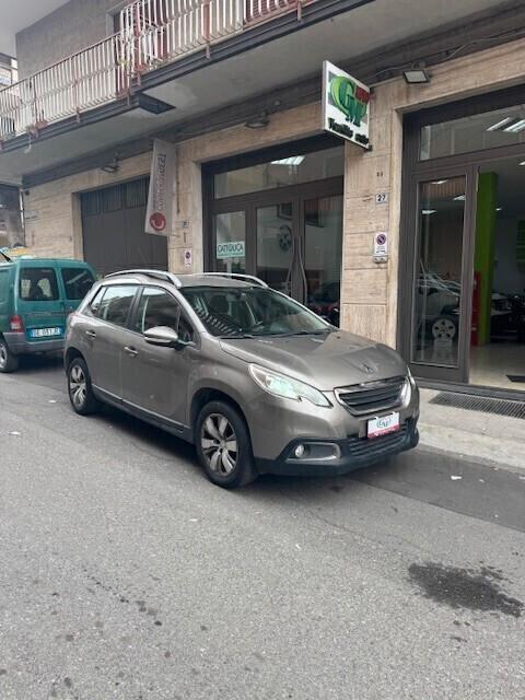 Peugeot 2008 1.6 HDi -Turbo Diesel - 2015