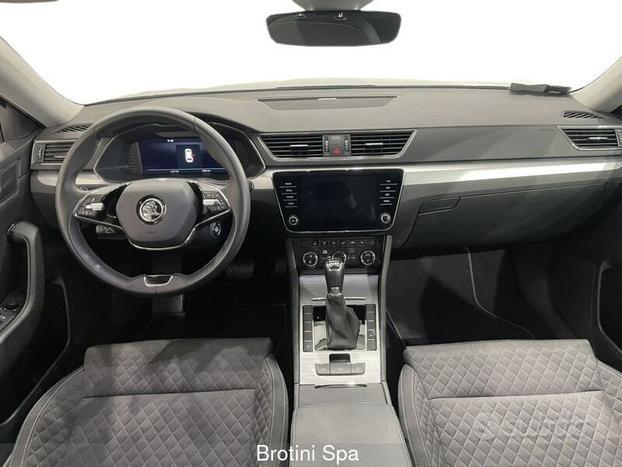 Skoda Superb 2.0 TDI EVO SCR DSG Wagon Executive