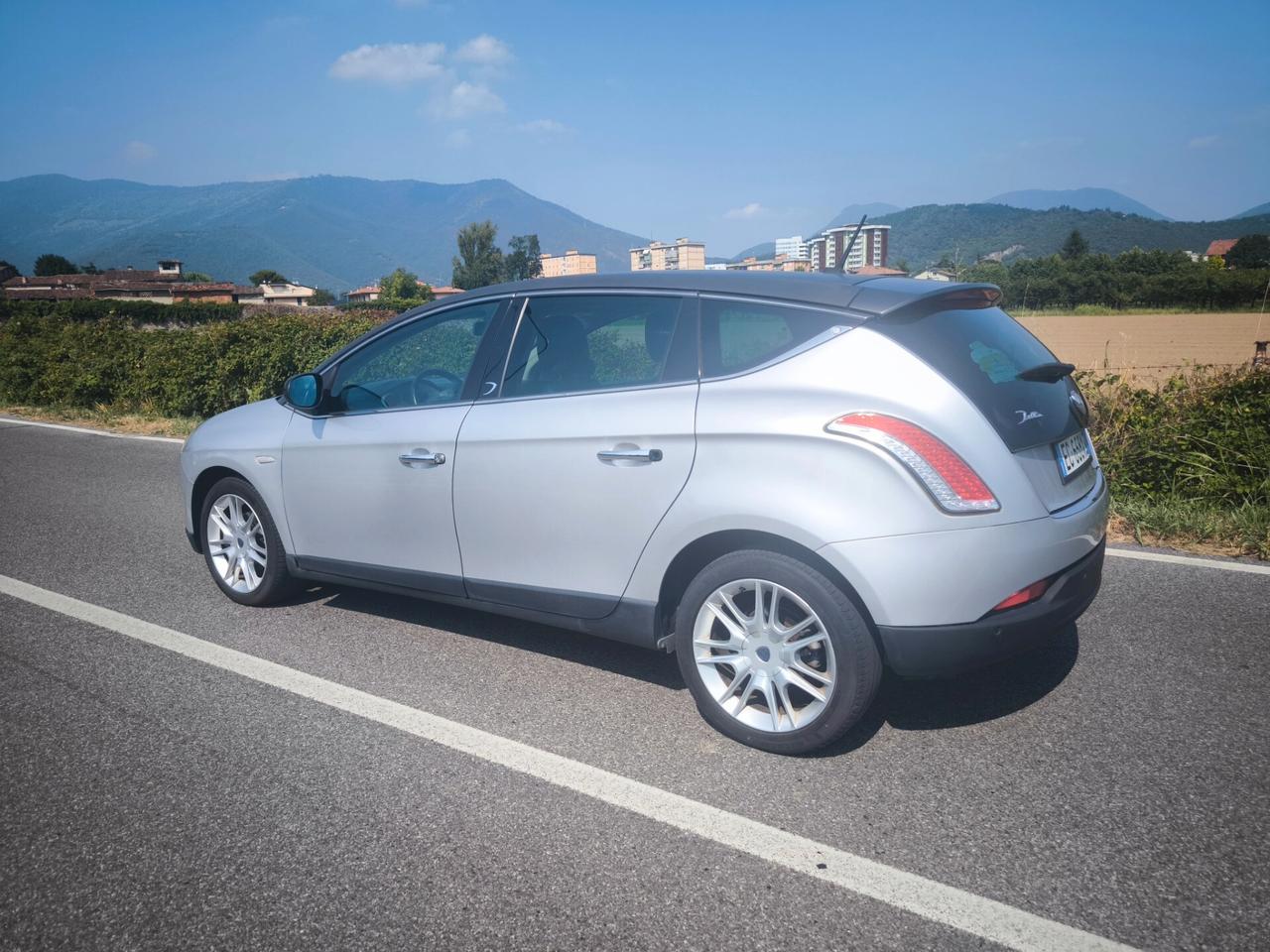 LANCIA DELTA 1,6 MJT-CAMBIO AUTOMATICO-OK NEOPATENTATI