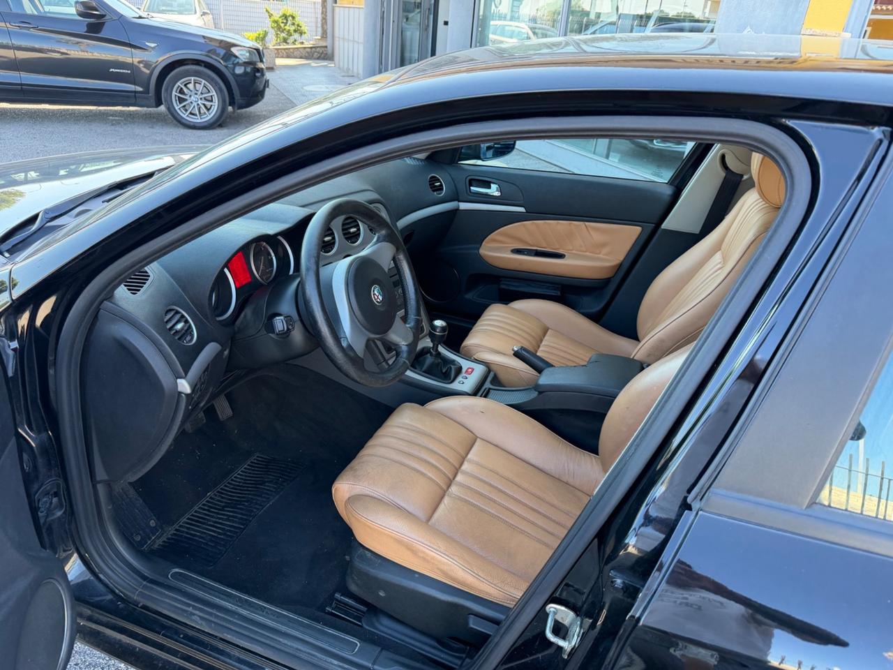 Alfa Romeo 159 1.9 JTDm Sportwagon Distinctive