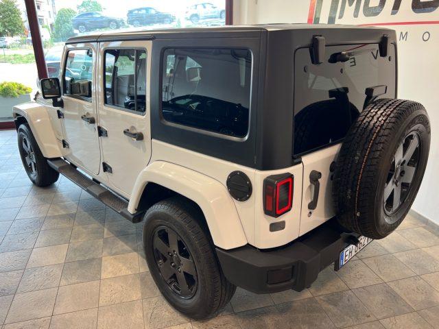 JEEP Wrangler Unlimited 2.8 CRD DPF Sahara Auto
