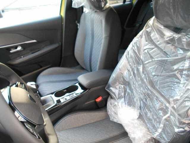 Peugeot 208 100 5p Allure NAV e 9perfet