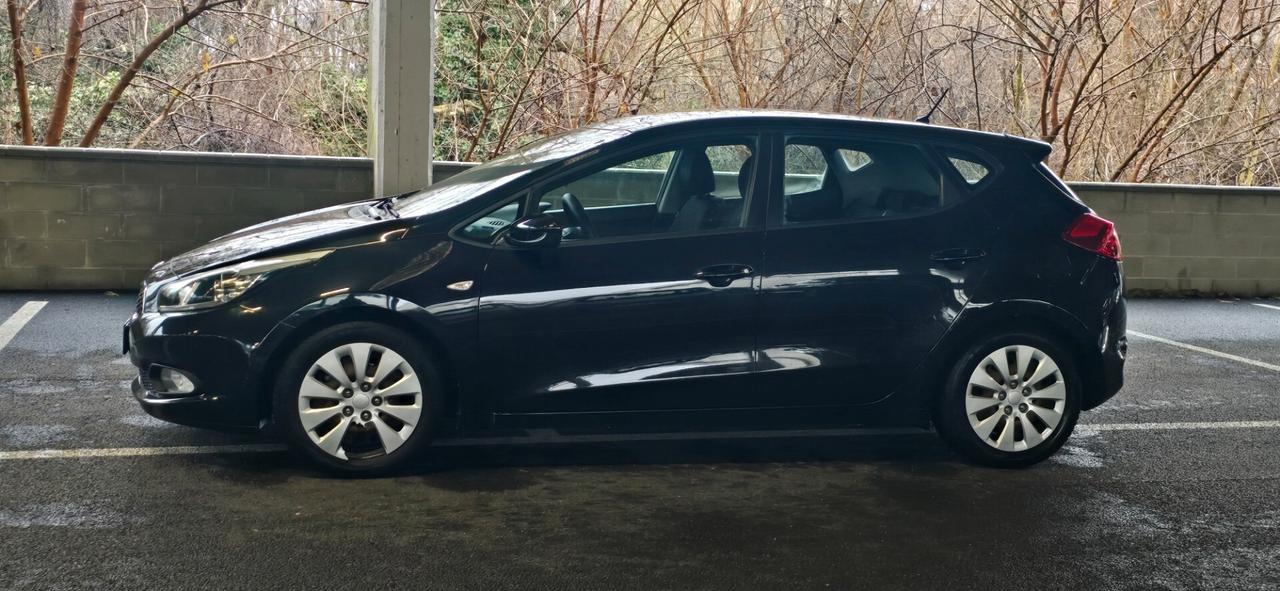 Kia Ceed cee'd 1.4 GPL 5 porte Active
