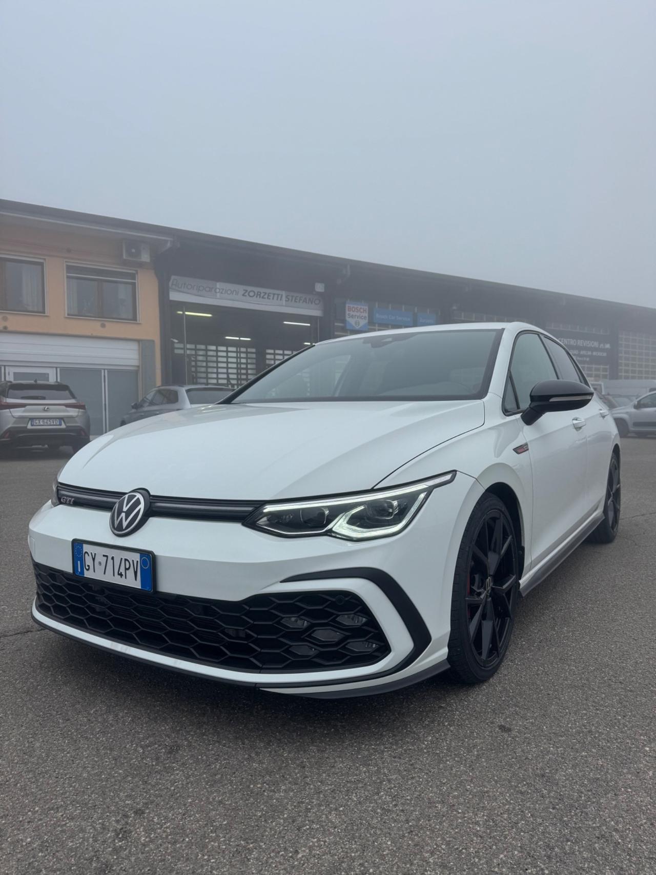 Volkswagen Golf GTI 2.0 TSI DSG