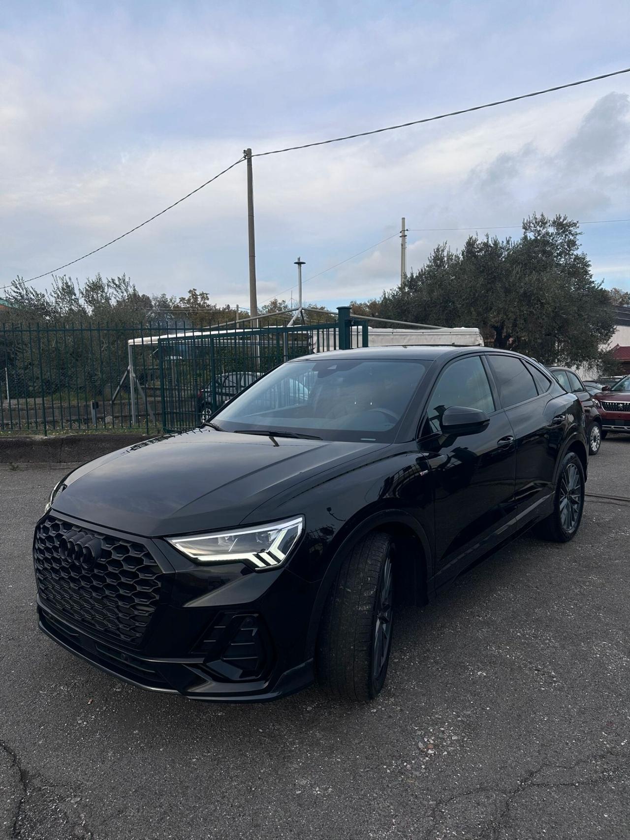 Audi Q3 35 TDI S tronic line edition