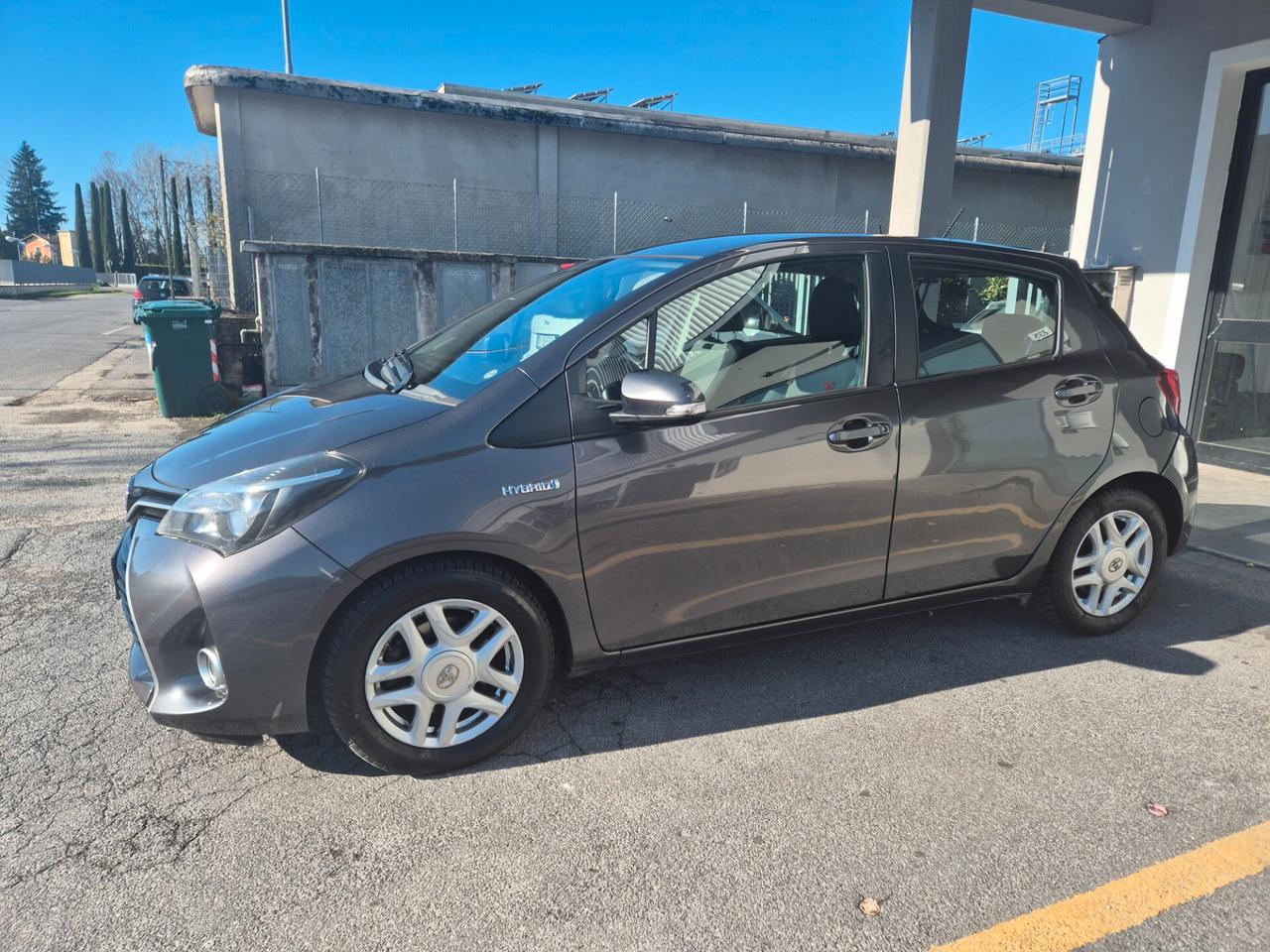 Toyota Yaris 1.5 Hybrid 5 porte Active
