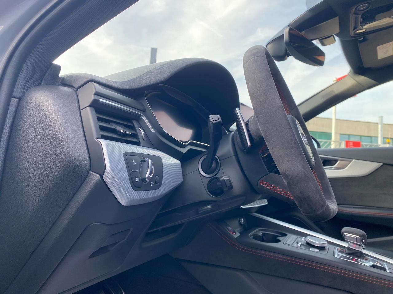 Audi A4 RS 4 Avant 2.9 TFSI quattro tiptronic