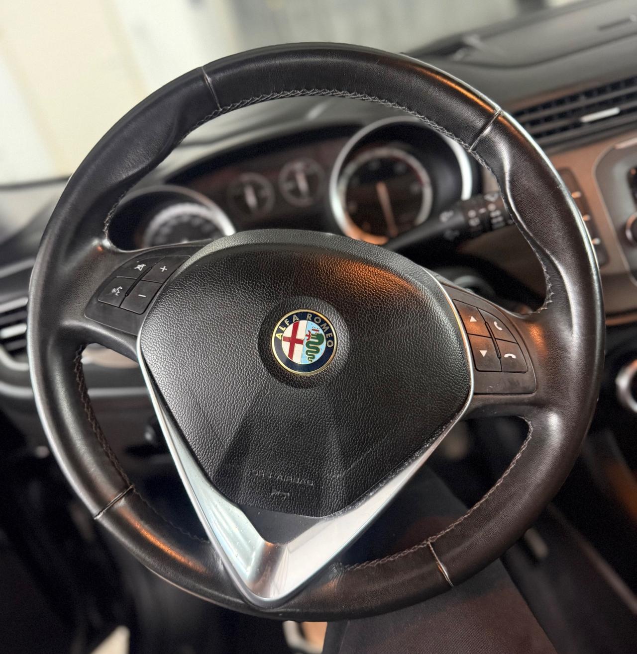 Alfa Romeo Giulietta 1.6 JTDm-2 105 CV Exclusive