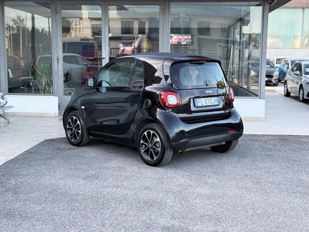 Smart ForTwo 1.0 Benzina 71CV E6 Neo. Automatica - 2017