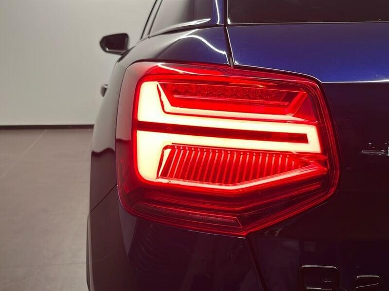 Audi Q2 35 TDI S TRONIC S LINE