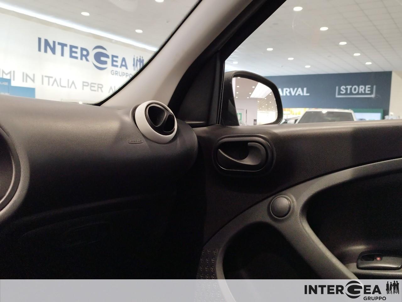 SMART Forfour 1.0 Superpassion 71cv