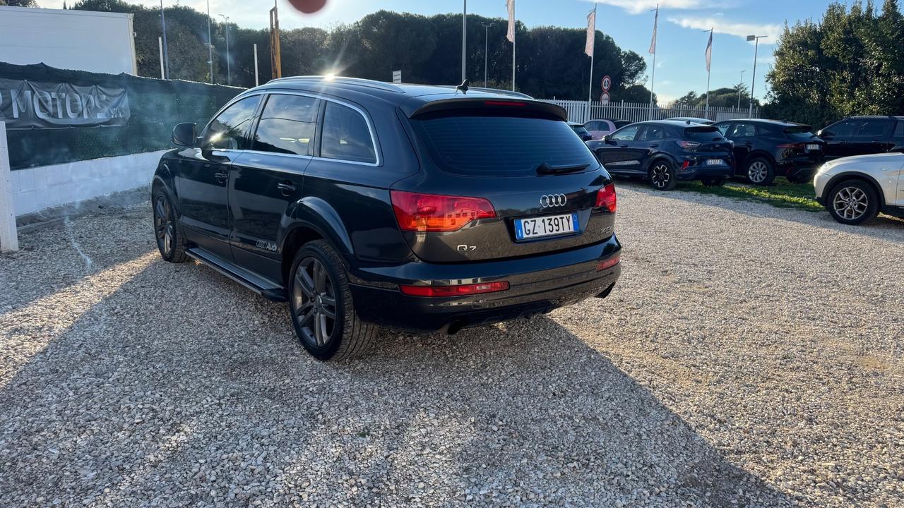 Audi Q7 3.0 V6 TDI 233CV quattro tiptronic
