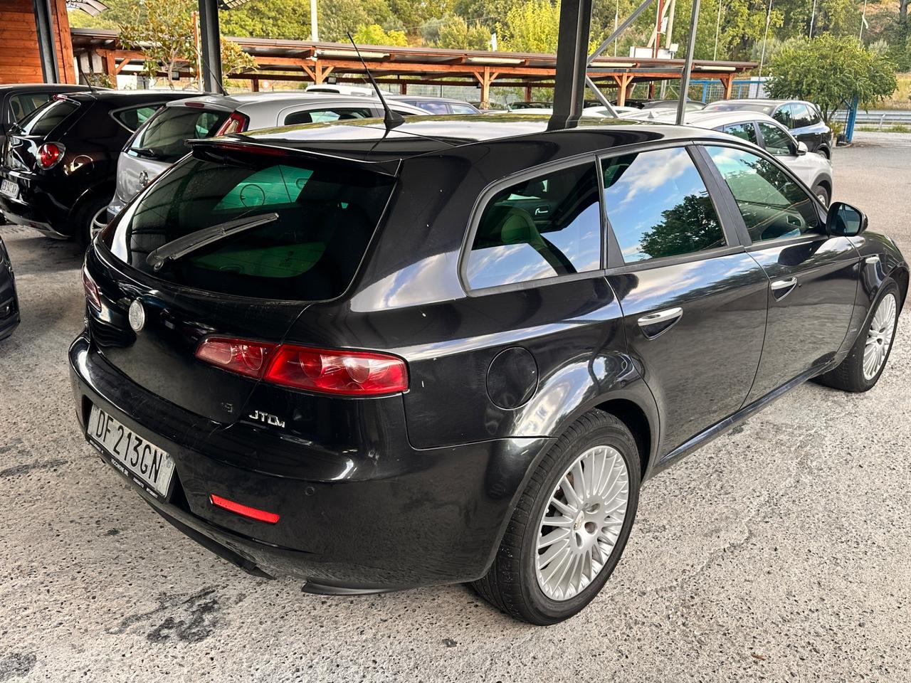 Alfa Romeo 159 1.9 JTDm Sportwagon Distinctive