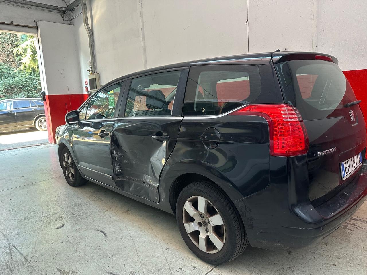 Peugeot 5008 1.6 HDi 112CV Access