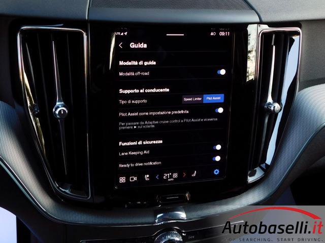 VOLVO XC60 B4 (D) AWD AUTO PLUS DARK N1 AUTOCARRO IVA ESPOSTA