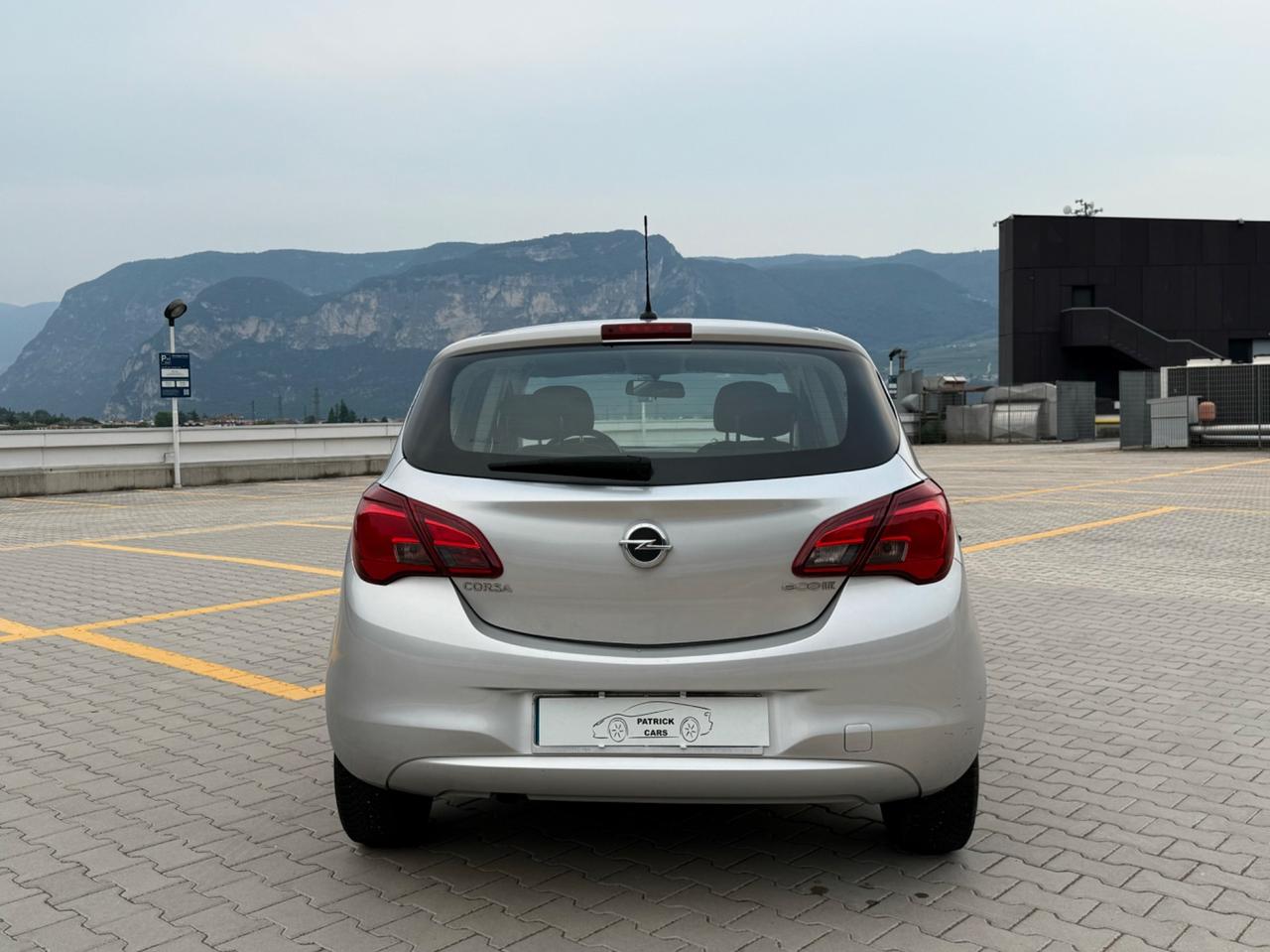 Opel Corsa Euro6 OK NEOPATENTATI GARANZIA 12 MESI