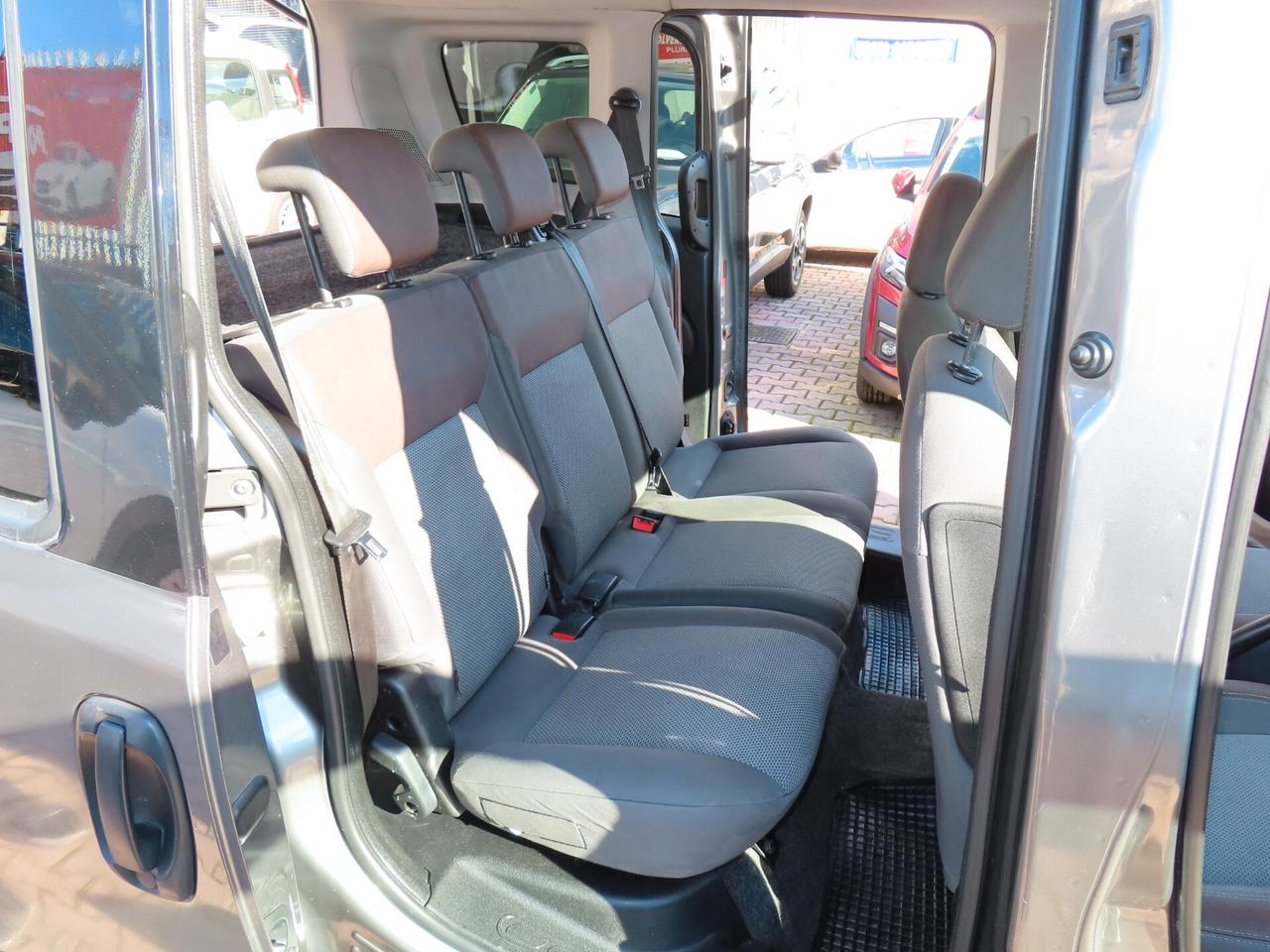 Fiat Doblo 1.6 MJT 120CV Trekking 2017 5 POSTI