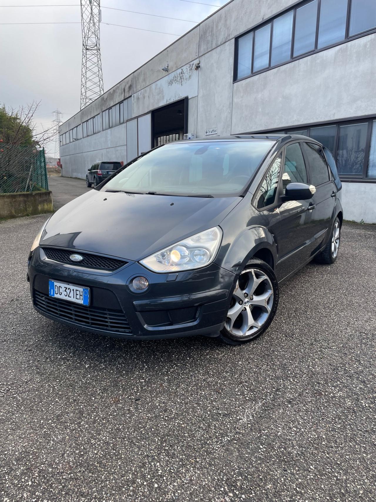 Ford S-Max 1.8 TDCi 125CV Titanium