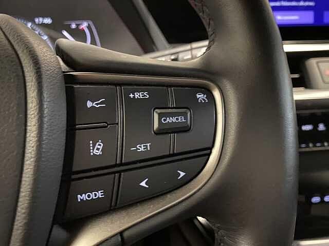 Lexus UX Hybrid Design