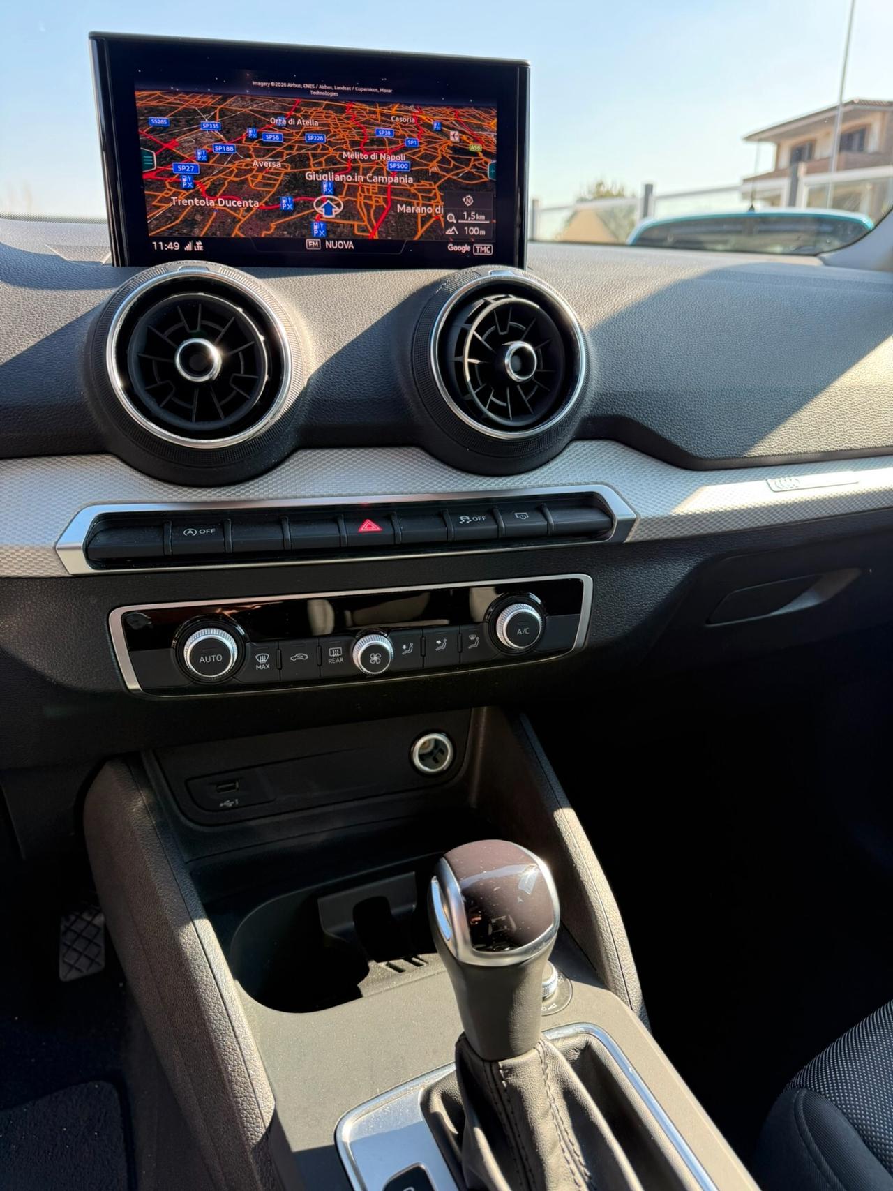 Audi Q2 30 TDI S tronic Business 04/2023