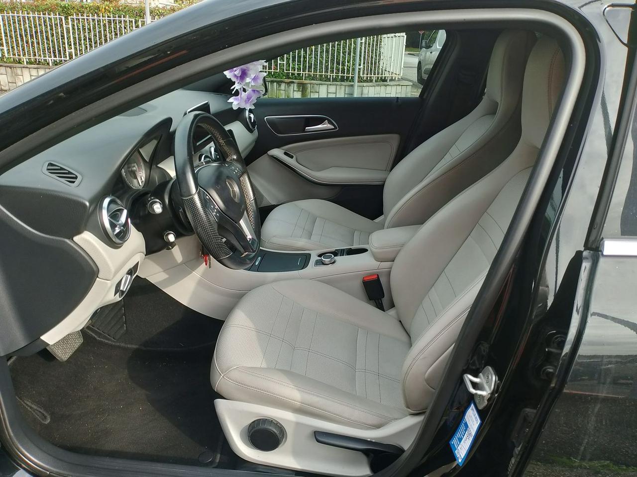 Mercedes-Benz A 180 Premium A 180 CDI Blue EFFICIENCY