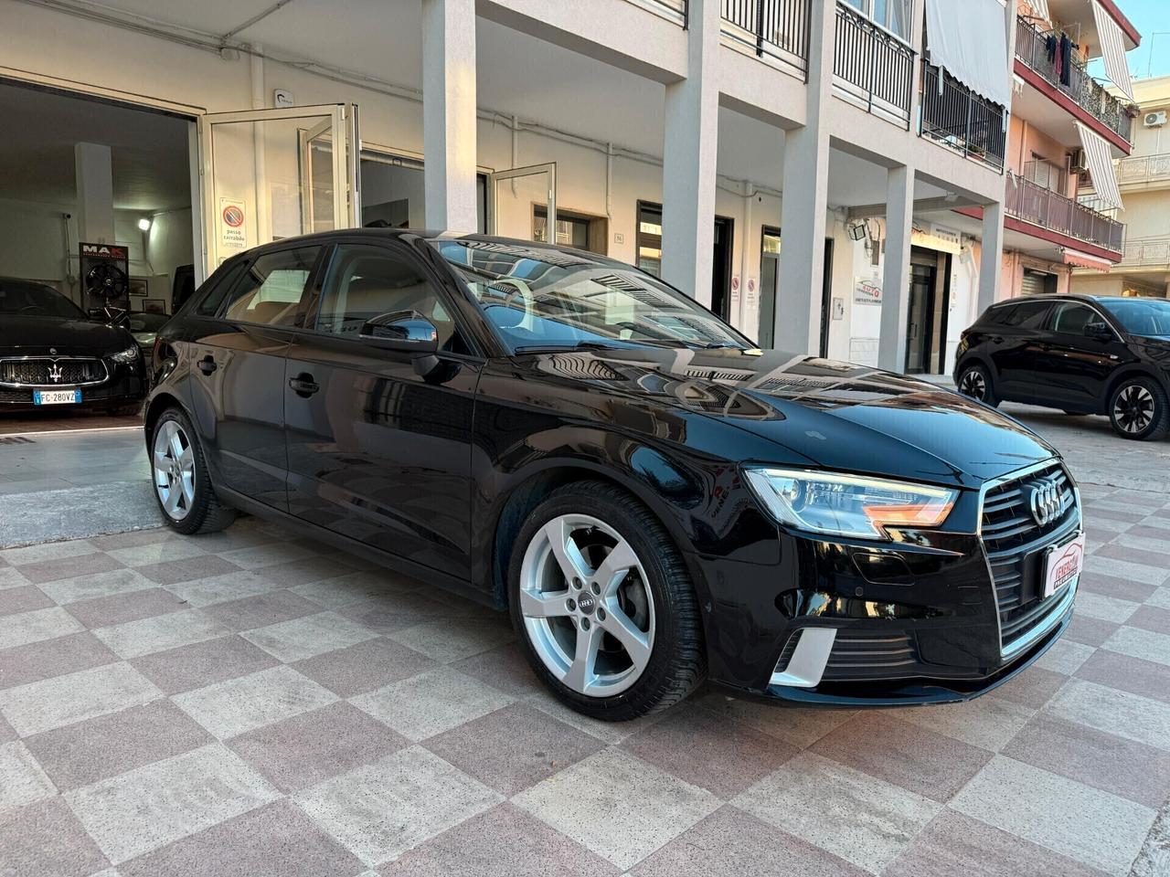 Audi A3 1.6 TDI 116 CV S tronic Sport