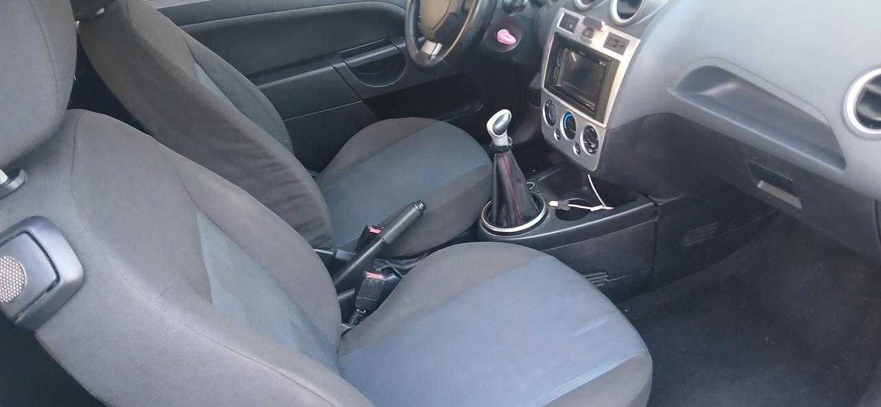 Ford Fiesta 1.4 TDCi neopatentati