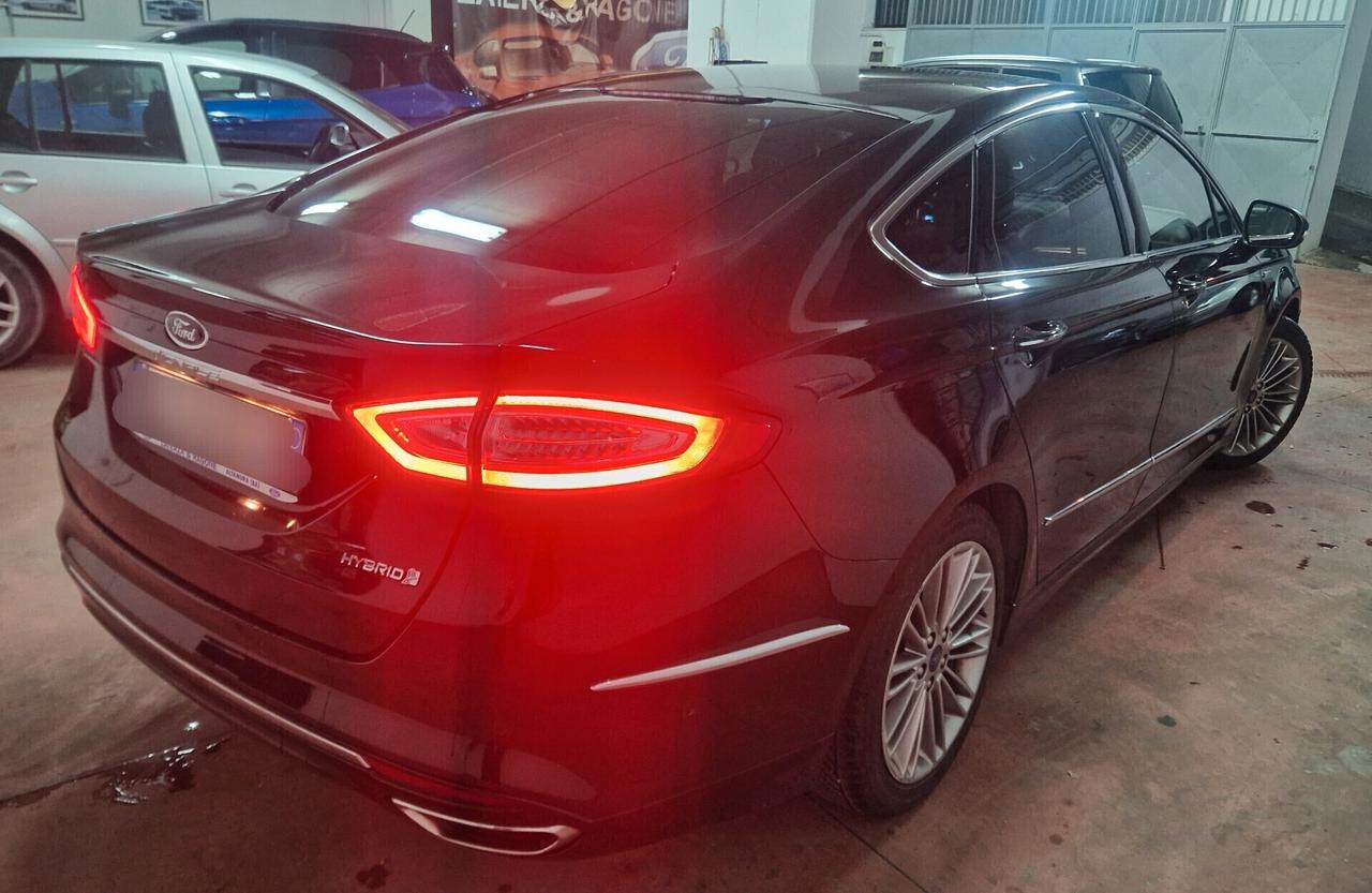Ford Mondeo Full Hybrid 2.0 187 CV eCVT 4 porte Vignale