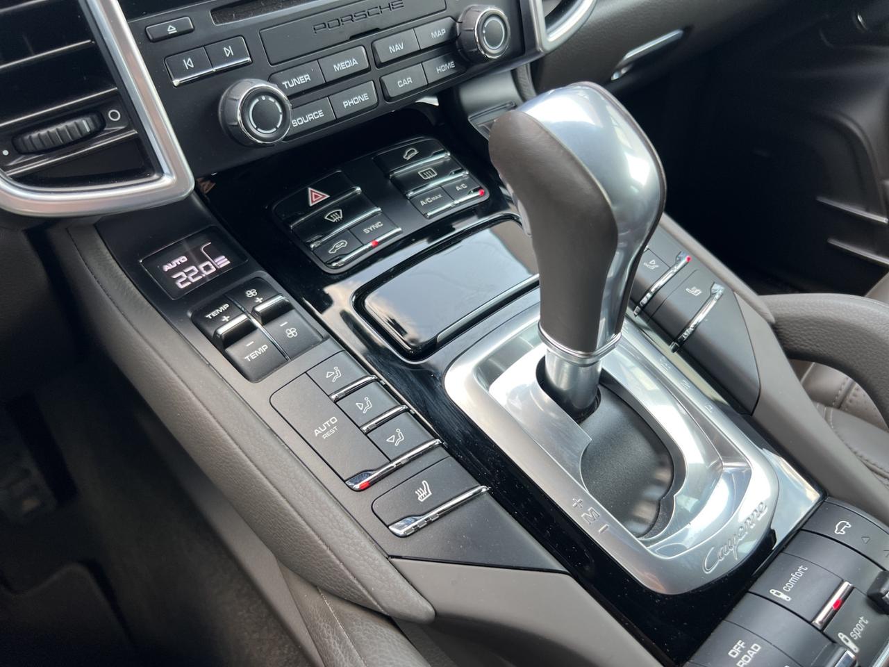 PORSCHE Cayenne 3ª serie Cayenne 3.0 Diesel Platinum Edition