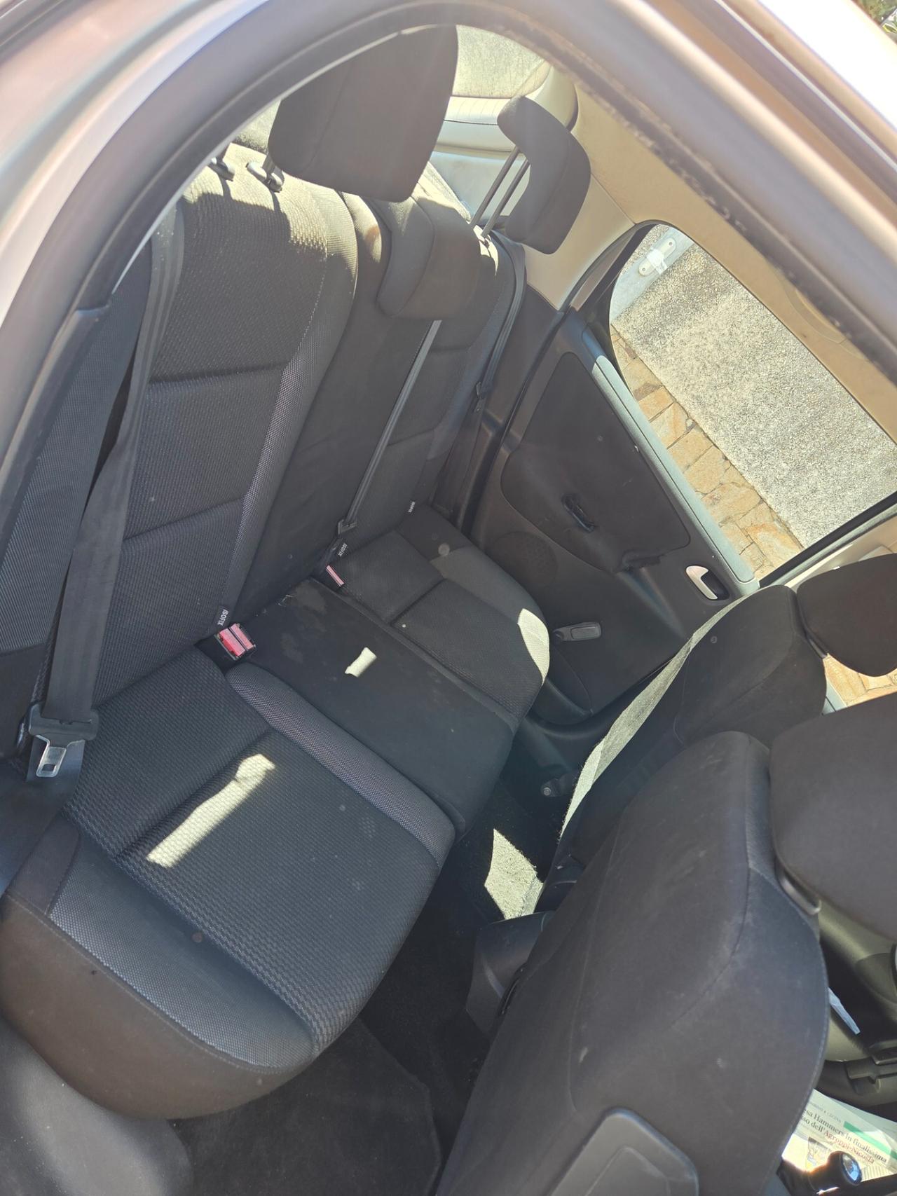 Peugeot 207 1.4 HDi 70CV 5p. Energie 2011