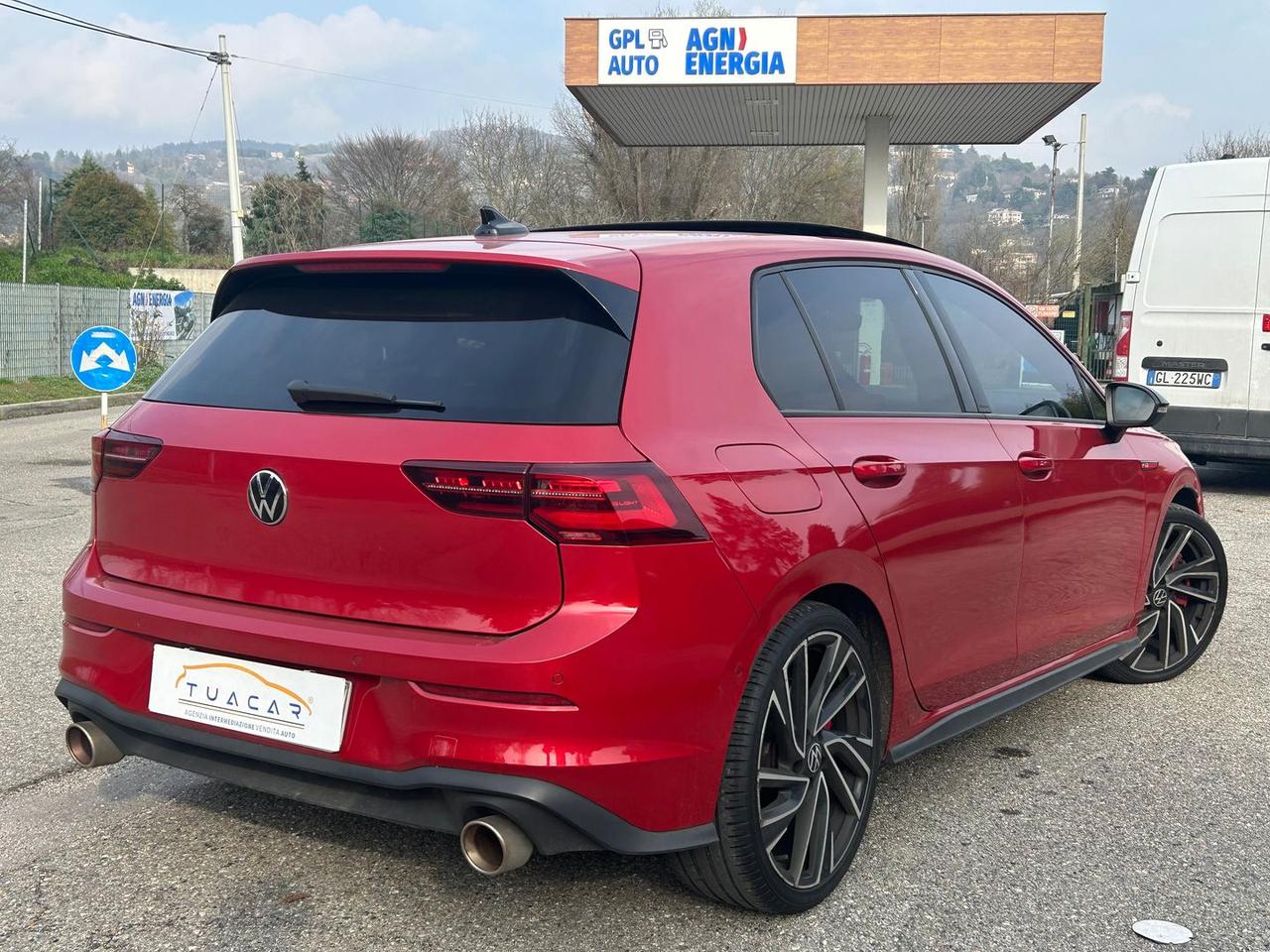 Volkswagen Golf GTI Ultimate 2.0 TSI GTI #9702